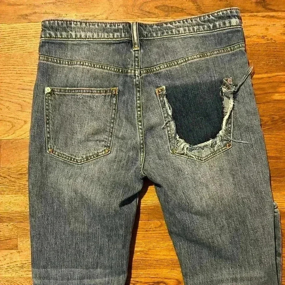 Pilcro Anthropologie Straight Leg Distressed‎ Jeans, Size 26 - Picture 2 of 13